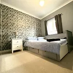 Stylish Village Townhouse W/ Parking - Near & York Сasa de vacaciones